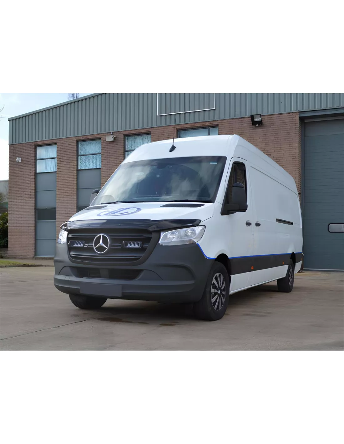 Kit intégration calandre Lazer Triple-R Elite pour Mercedes Sprinter