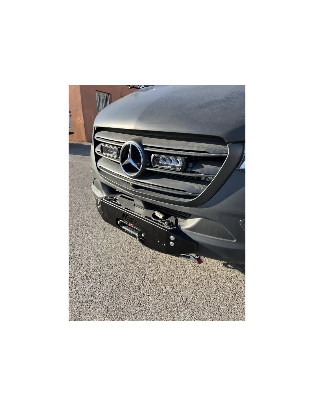Kit intégration calandre Lazer Triple-R Elite pour Mercedes Sprinter