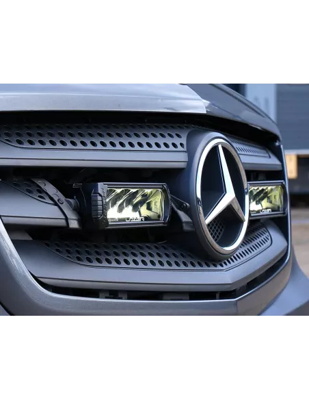 Kit intégration calandre Lazer Triple-R Elite pour Mercedes Sprinter