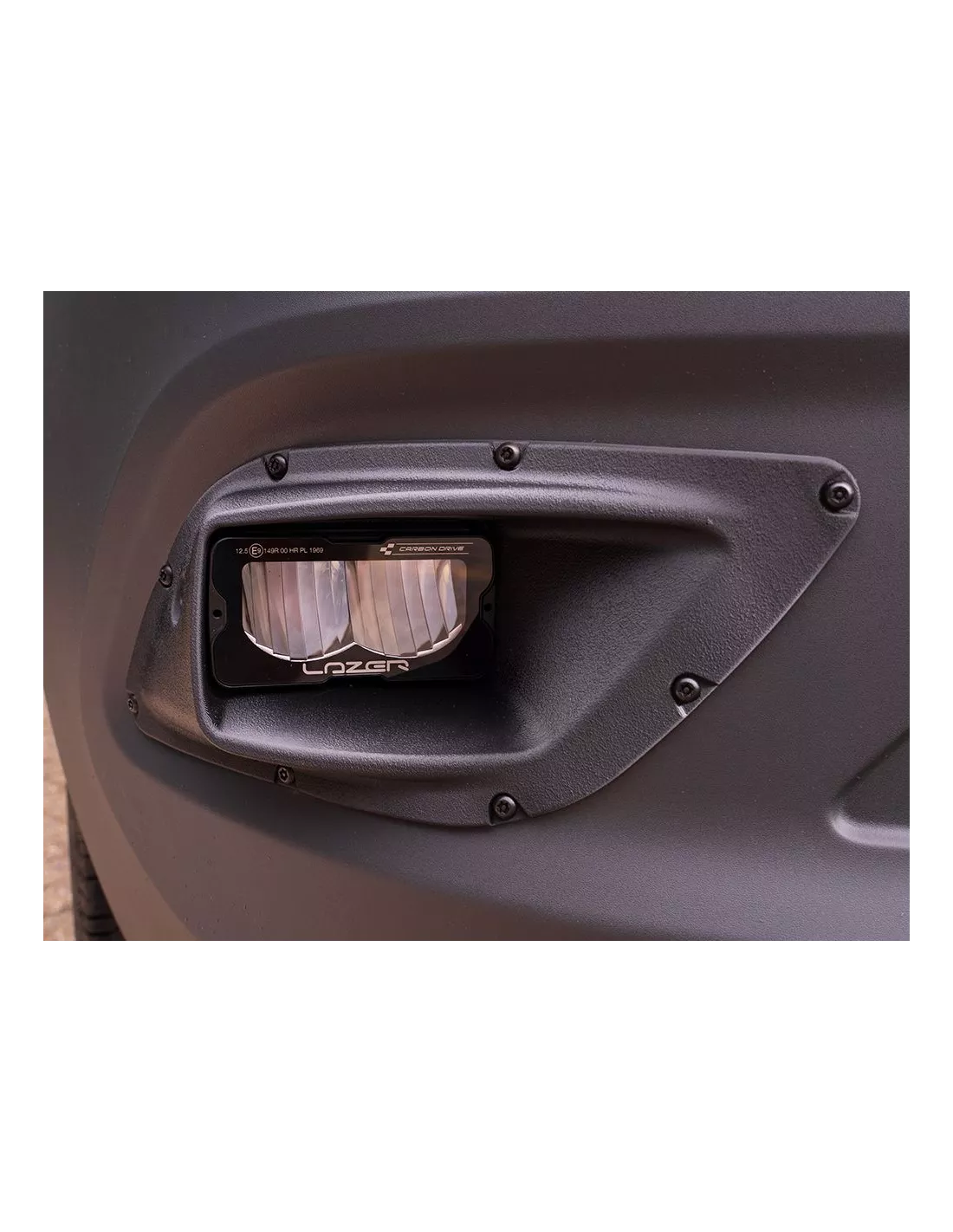Kit intégration anti brouillard Lazer pour Mercedes Sprinter W907