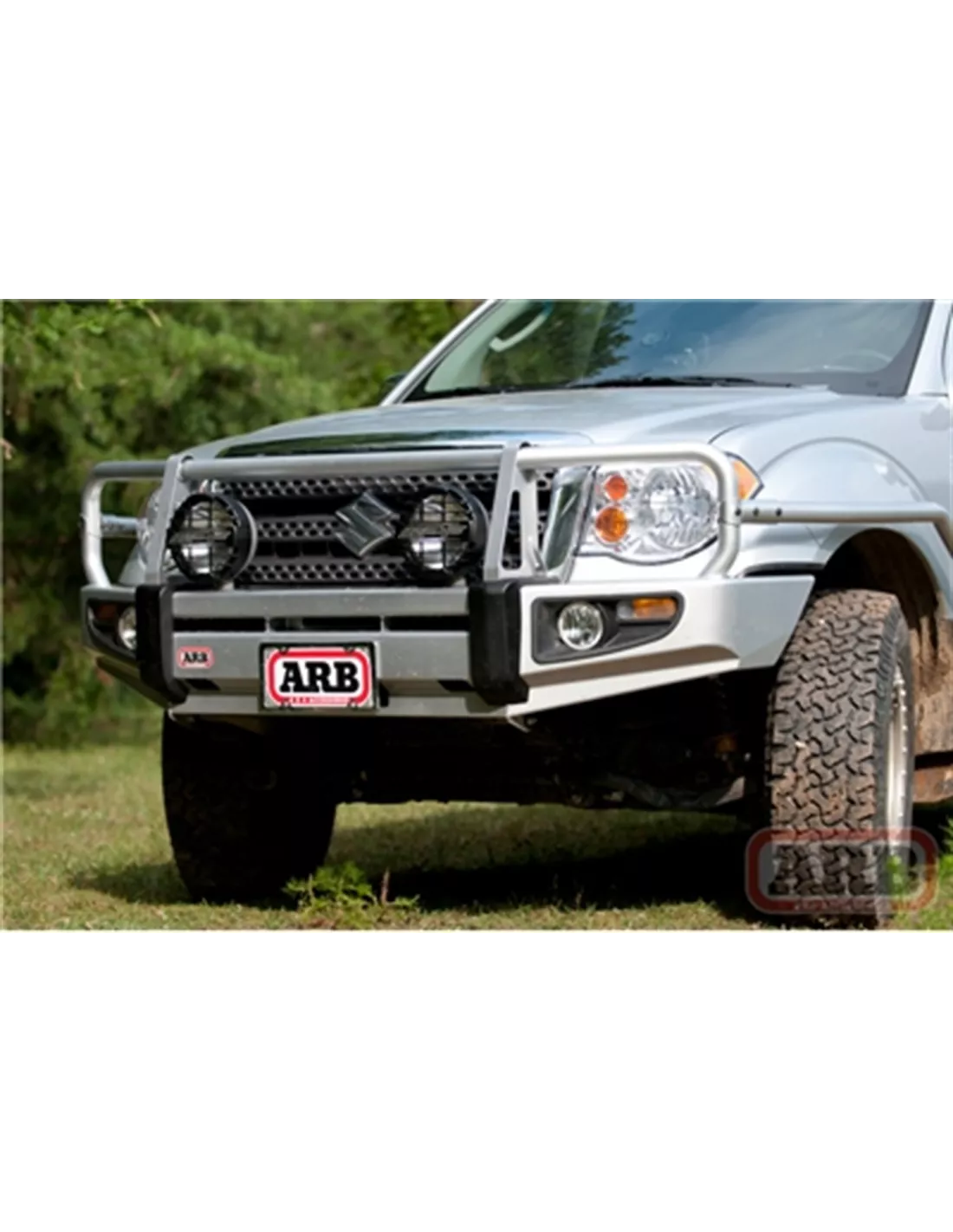 WINCH BAR SUZUKI EQUATOR USA ARB - accessoire 4x4