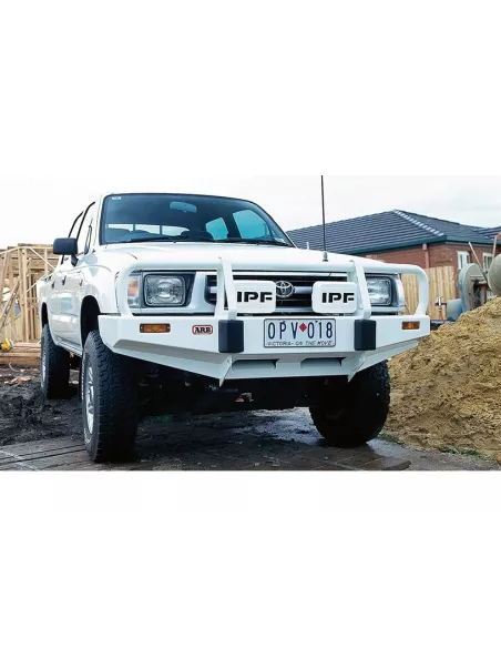 Pare chocs Winch Bar Hilux après 97 avec élargisseurs ARB -