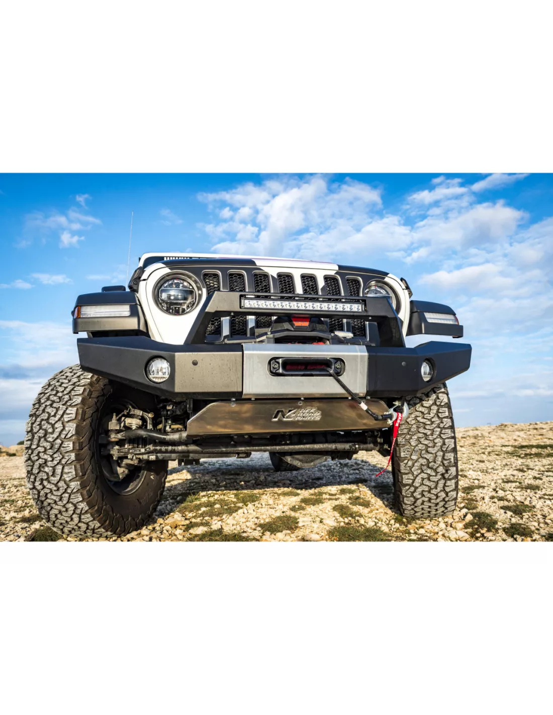 Pare-choc Avant acier Wrangler JL platine treuil intégrée banane