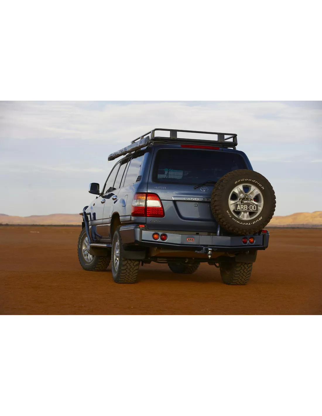 Support droit de roue de secours pour pare chocs arrière ARB Toyota