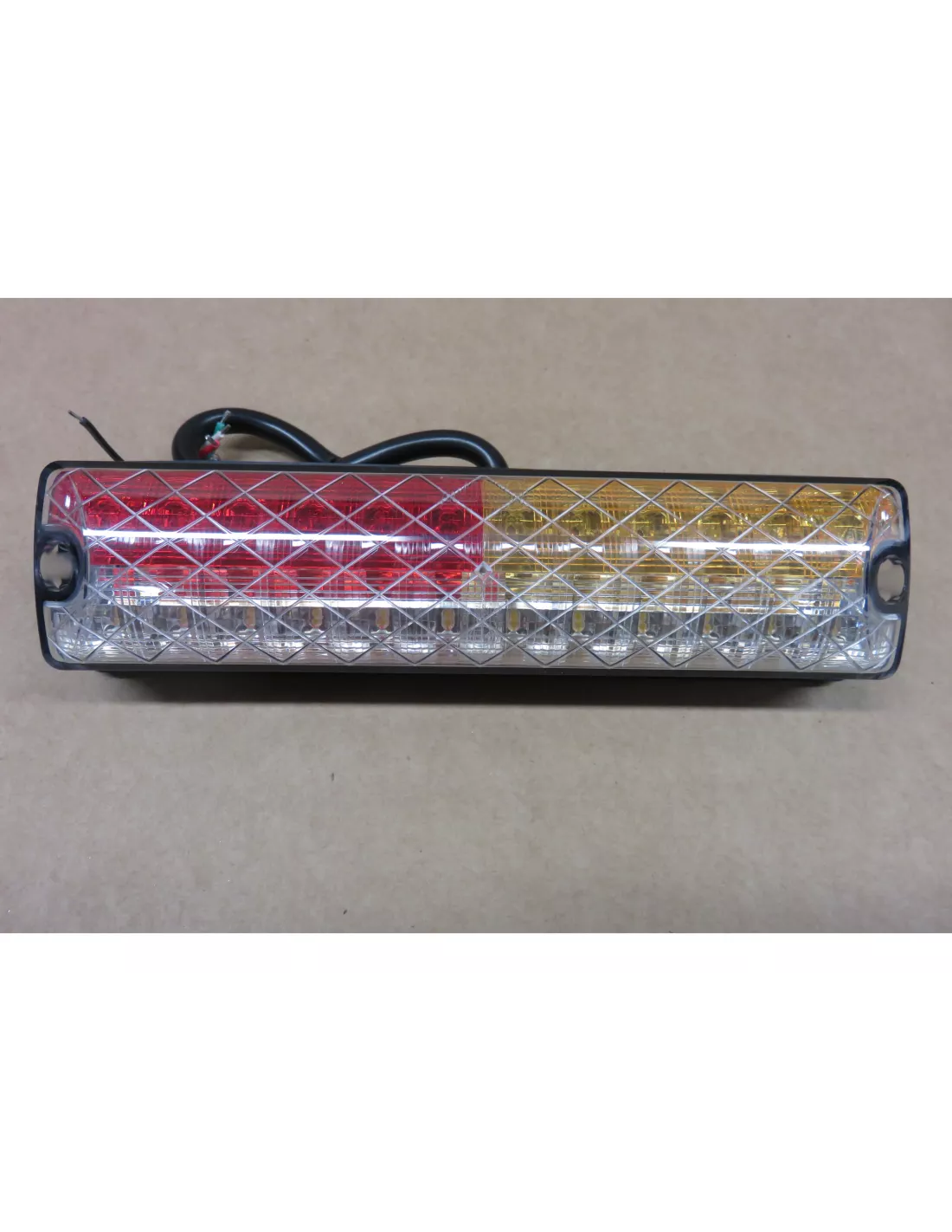 Feu à led arrière droit pour pare choc Kaymar KAYMAR - accessoire 4x4