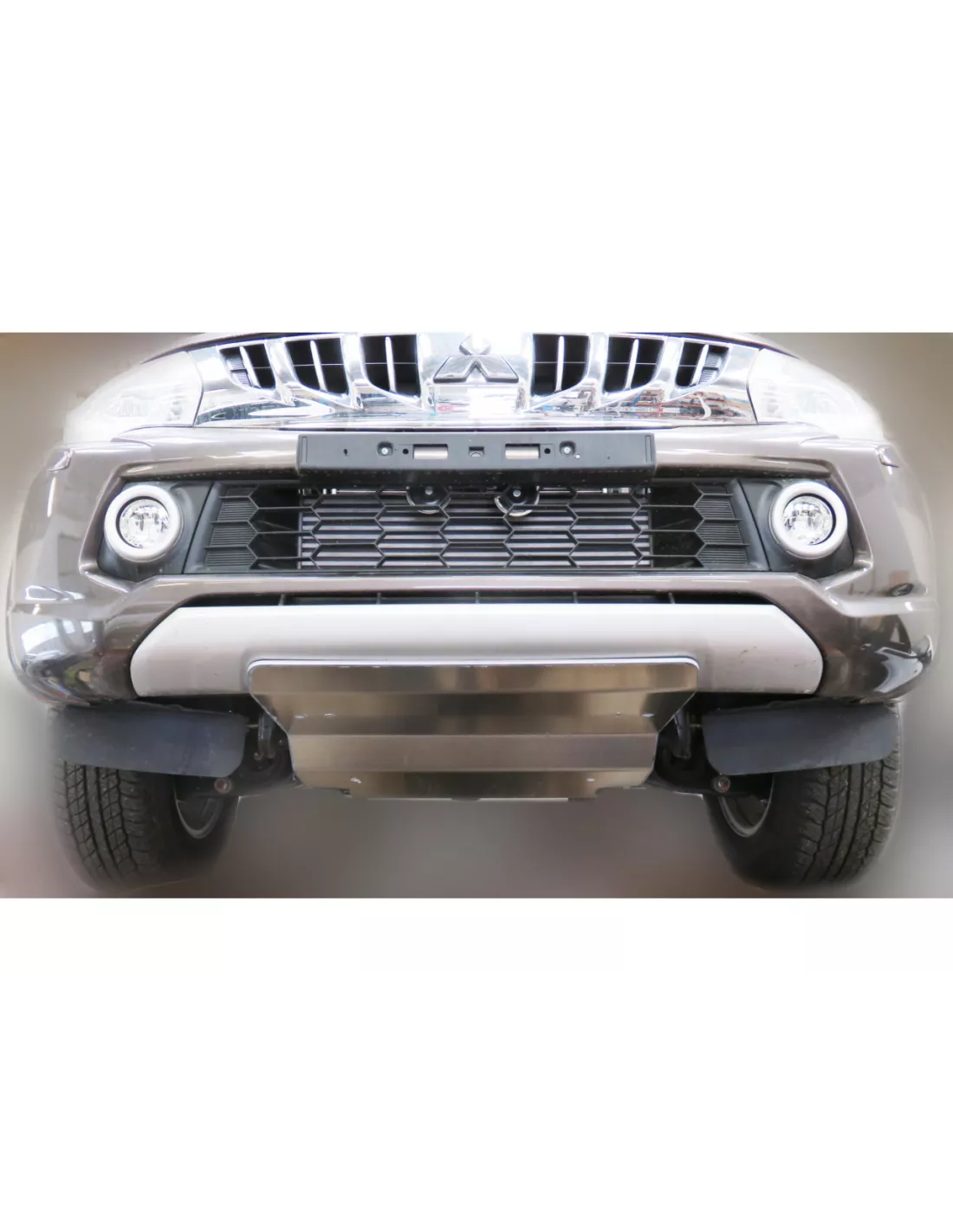8mm Aluminium-Frontskiladen für Mitsubishi L200