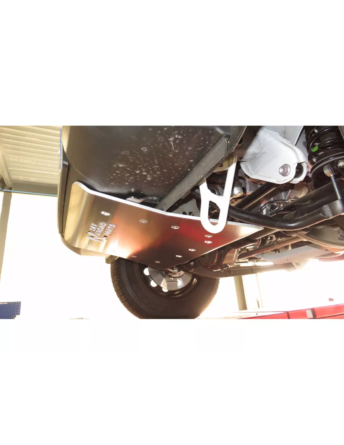 6mm Aluminium-Frontskiladen für Suzuki Jimny danach