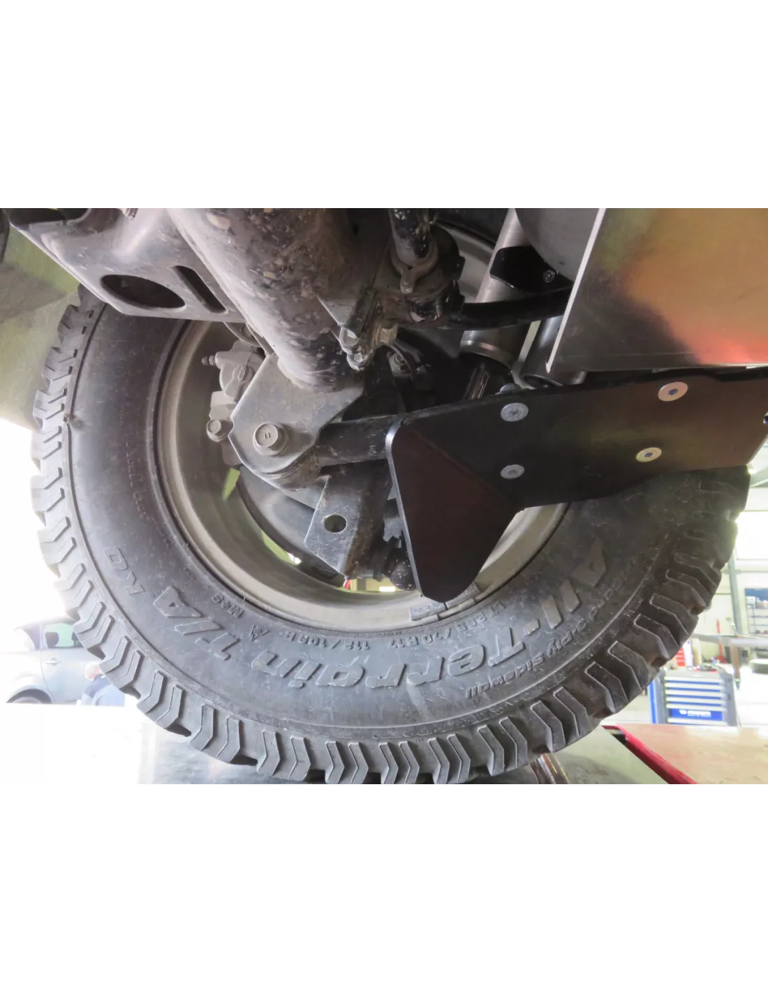 Paire de protections amortisseurs arrières en PEHD de 8mm pour Toyota