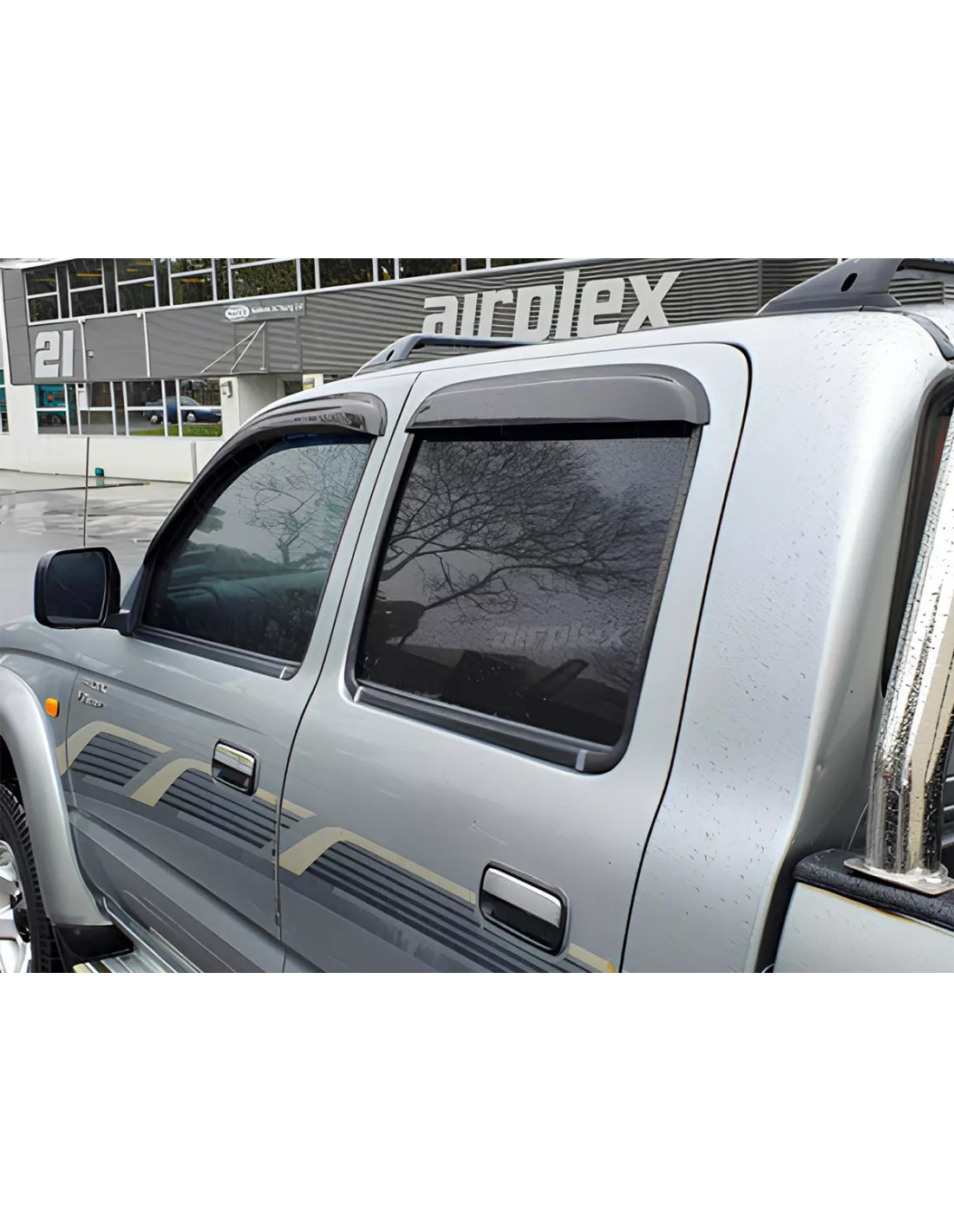 Jeu 4 déflecteurs vitre avant et arrière Toyota Hilux 1998-2004