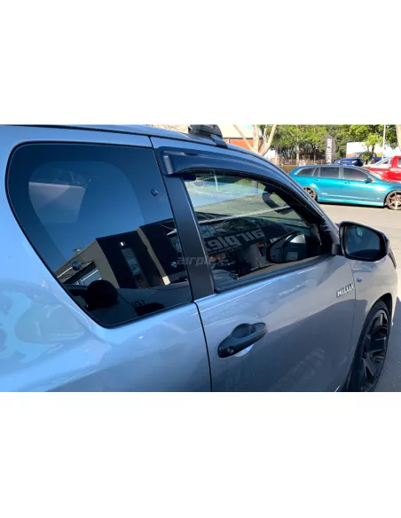 Jeu 2 déflecteurs de vitre avant Hilux Revo simple et Xtra cabine -
