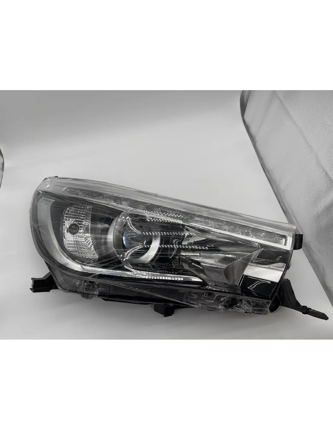 Front Optics Right Electrical Passment LED's Toyota Hilux Revo
