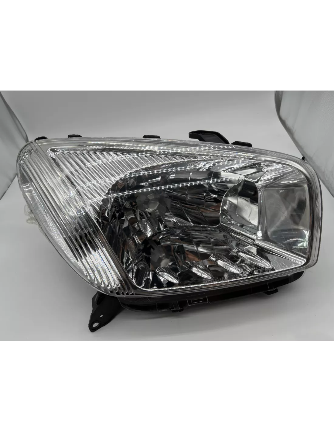 Optic AVD RAV4 2001-2002 DEPO - 4x4 Zubehör