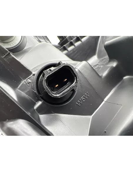 Optique avant gauche Hilux Vigo 2012-2015 - Réglage manuel ou