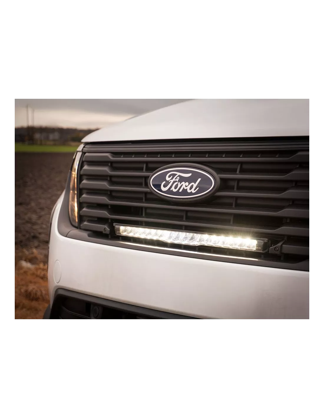 Kit intégration calandre Lazer Ford Transit Courier (2023+) Linear-18