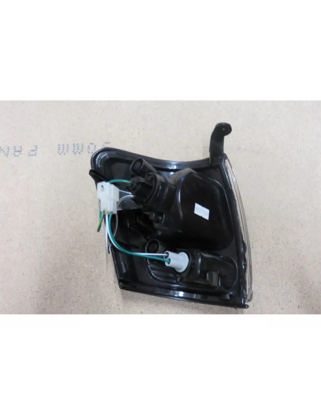 CLIGNOTANT AVG HILUX 02-05 DEPO - accessoire 4x4
