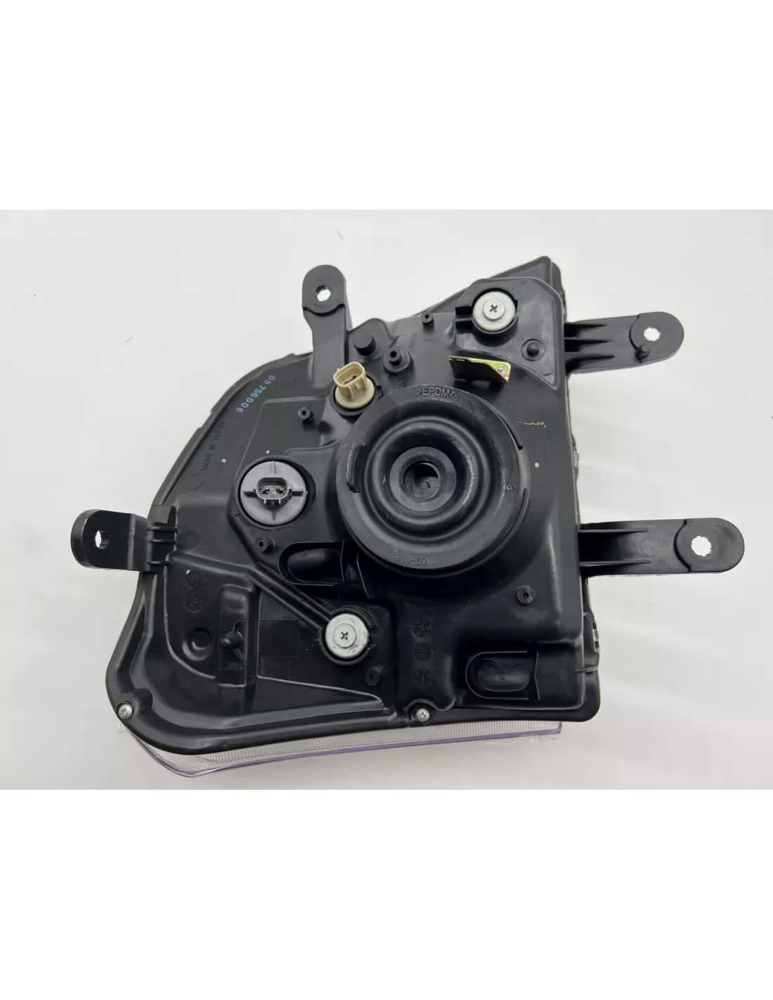 OPTIQUE AVG DMAX 2002-2007 REGL MANU DEPO - accessoire 4x4