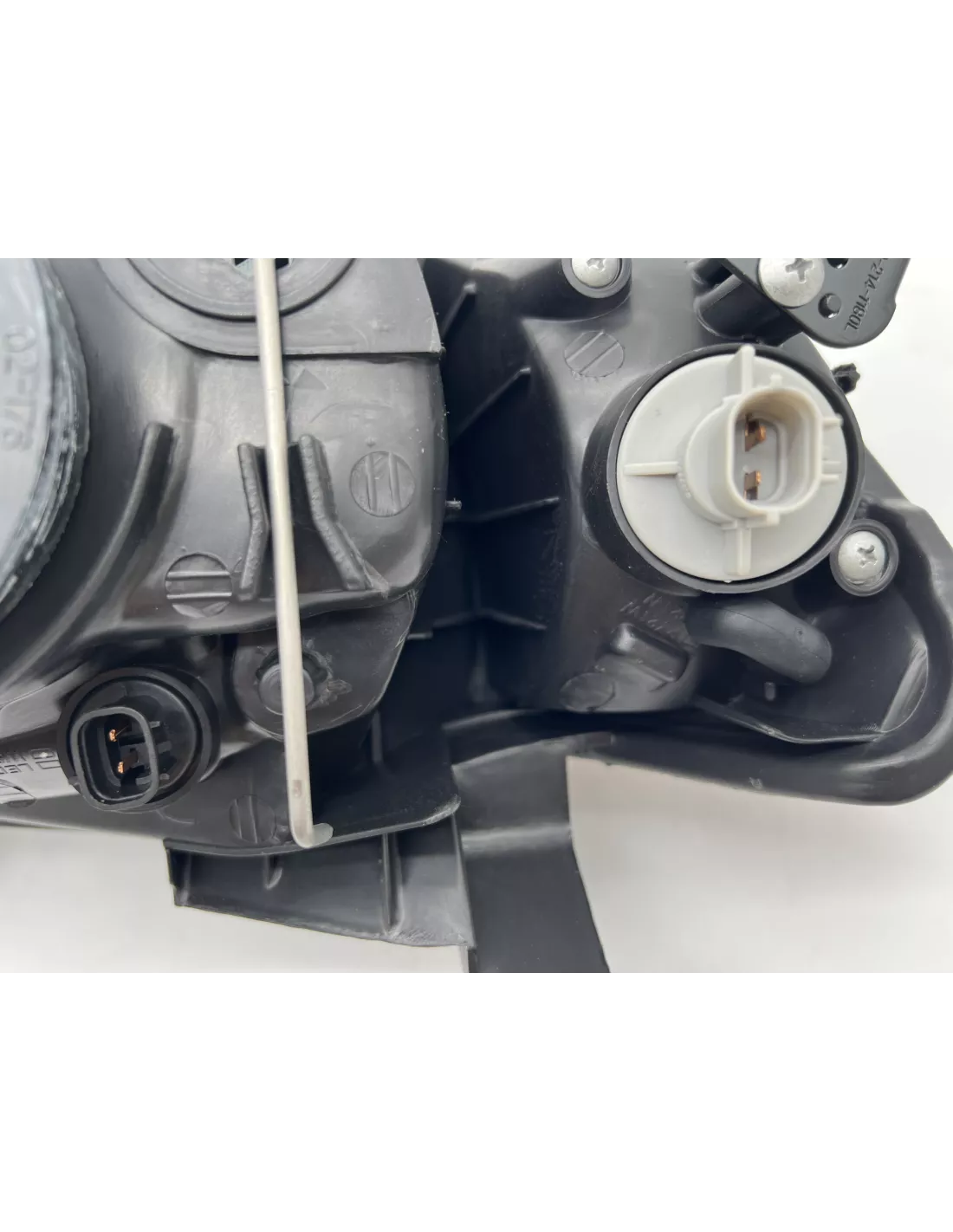 OPTIQUE AVG L200 KB4T 2010 DEPO - accessoire 4x4