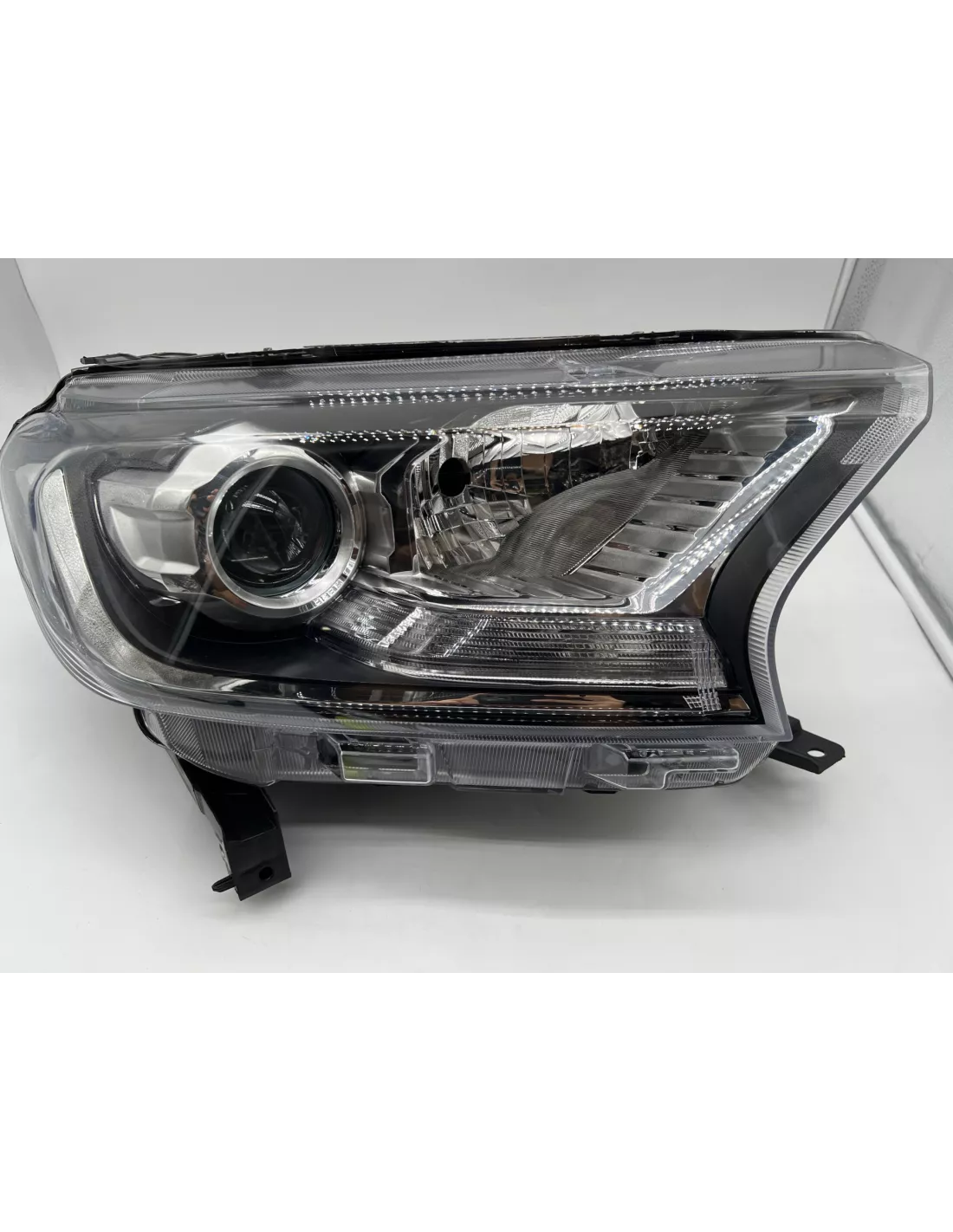 Optique avant droit feux de jour Ford Ranger T7 2015-2019 DEPO -