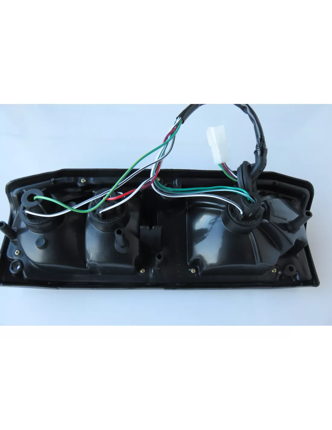 Feu aile arrière droit Série 7 multifonction DEPO - accessoire 4x4