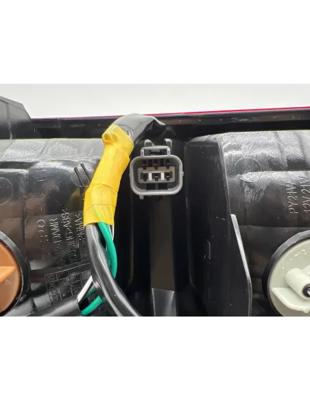 Feu arrière droit Hilux Revo 2016+ DEPO - accessoire 4x4