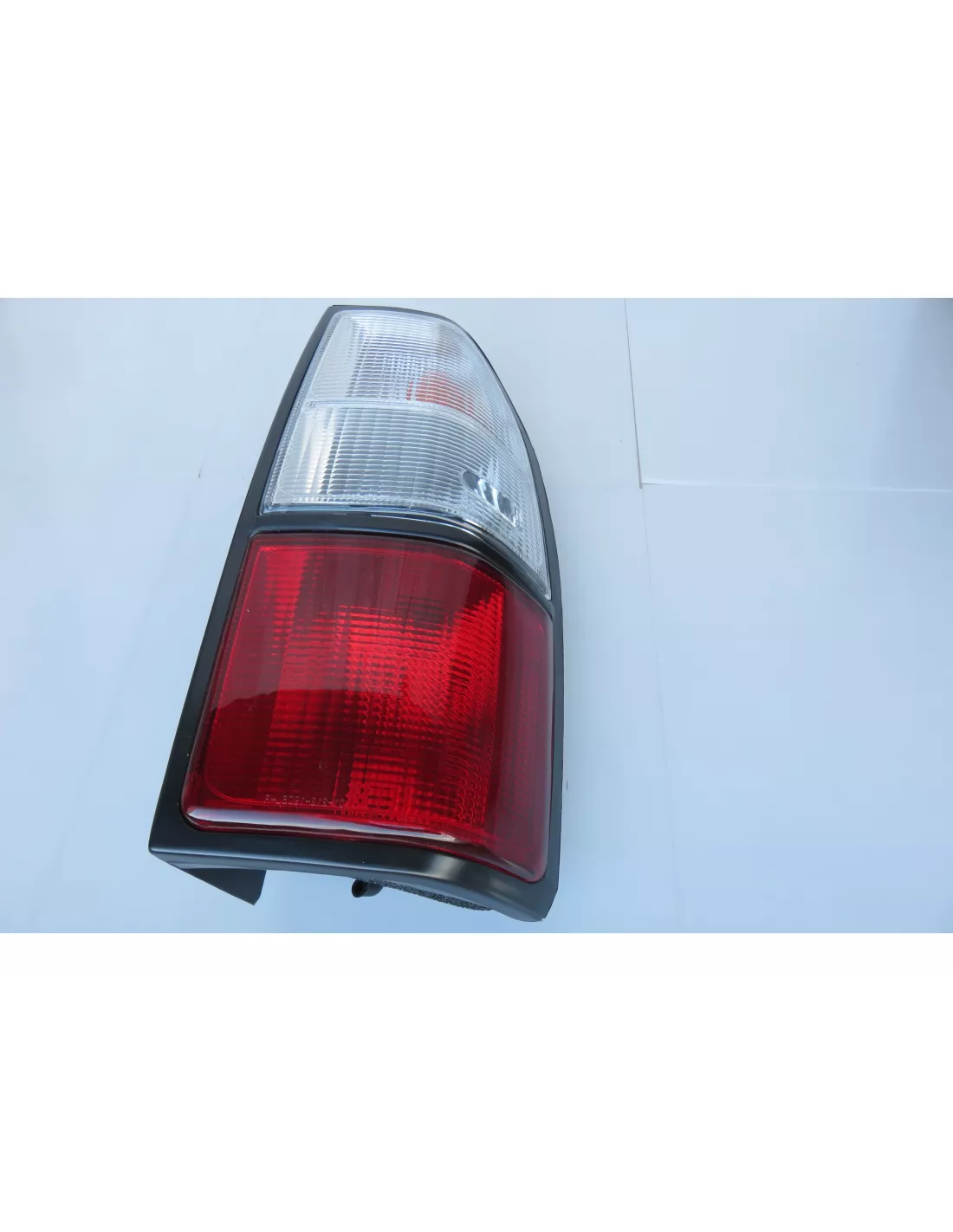 Feu aile arrière droit Multifonction KDJ9 KZJ9 - Blanc rouge DEPO -