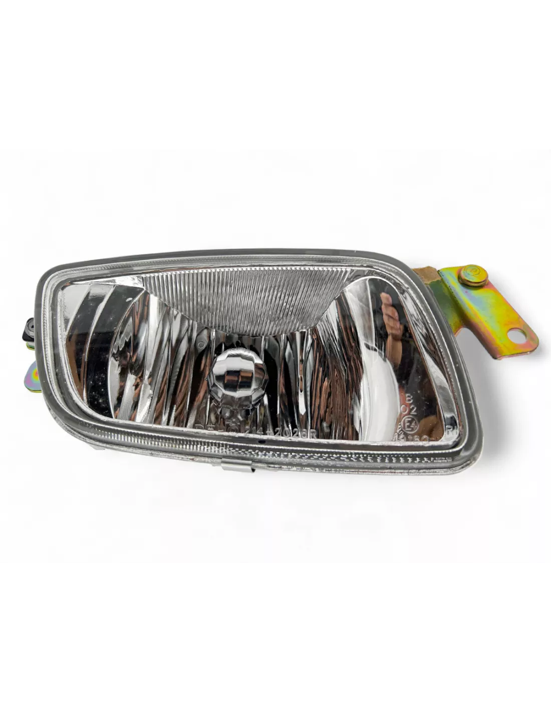 Antibrouillard avant droit Mitsubishi Pajero III 2000 à 2002 DEPO -