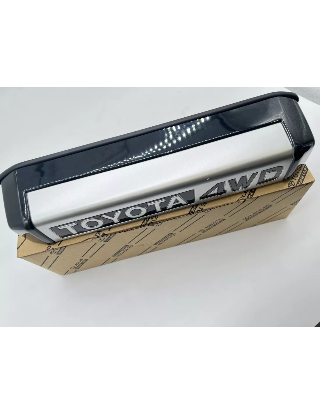 Eclairage de plaque complet série 7 fourgon TOYOTA - accessoire 4x4