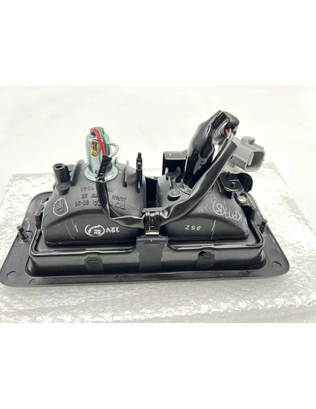 Hinterlicht rechts von Bumper Land Cruiser Serie 7 TOYOTA -