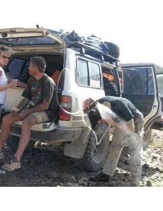 12-V-Dusch-/Nebelgehäuse 2