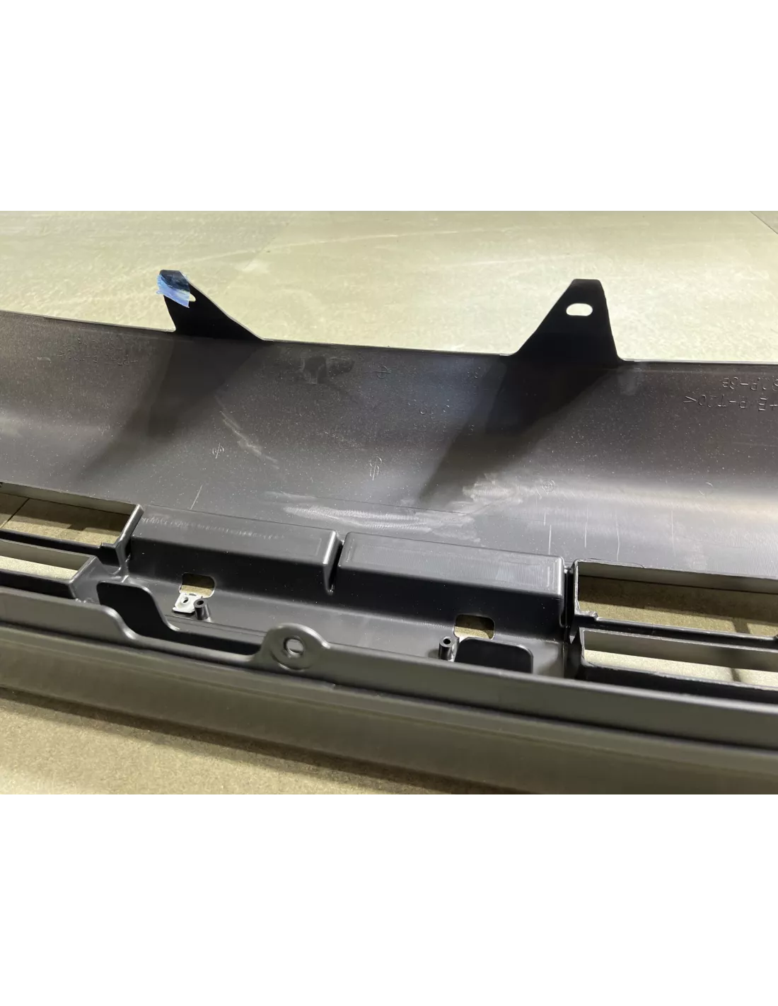 Voorbumper HDJ100 VX zonder lava-lichtplaatsen TOYOTA -