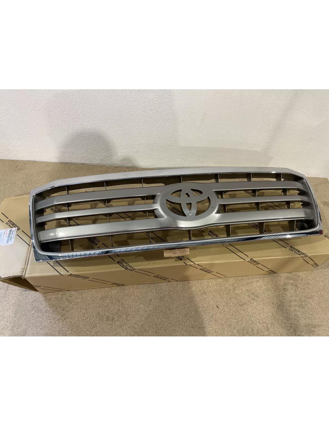 Calandre chromée HDJ100 phase 3 08/2005+ TOYOTA - accessoire 4x4