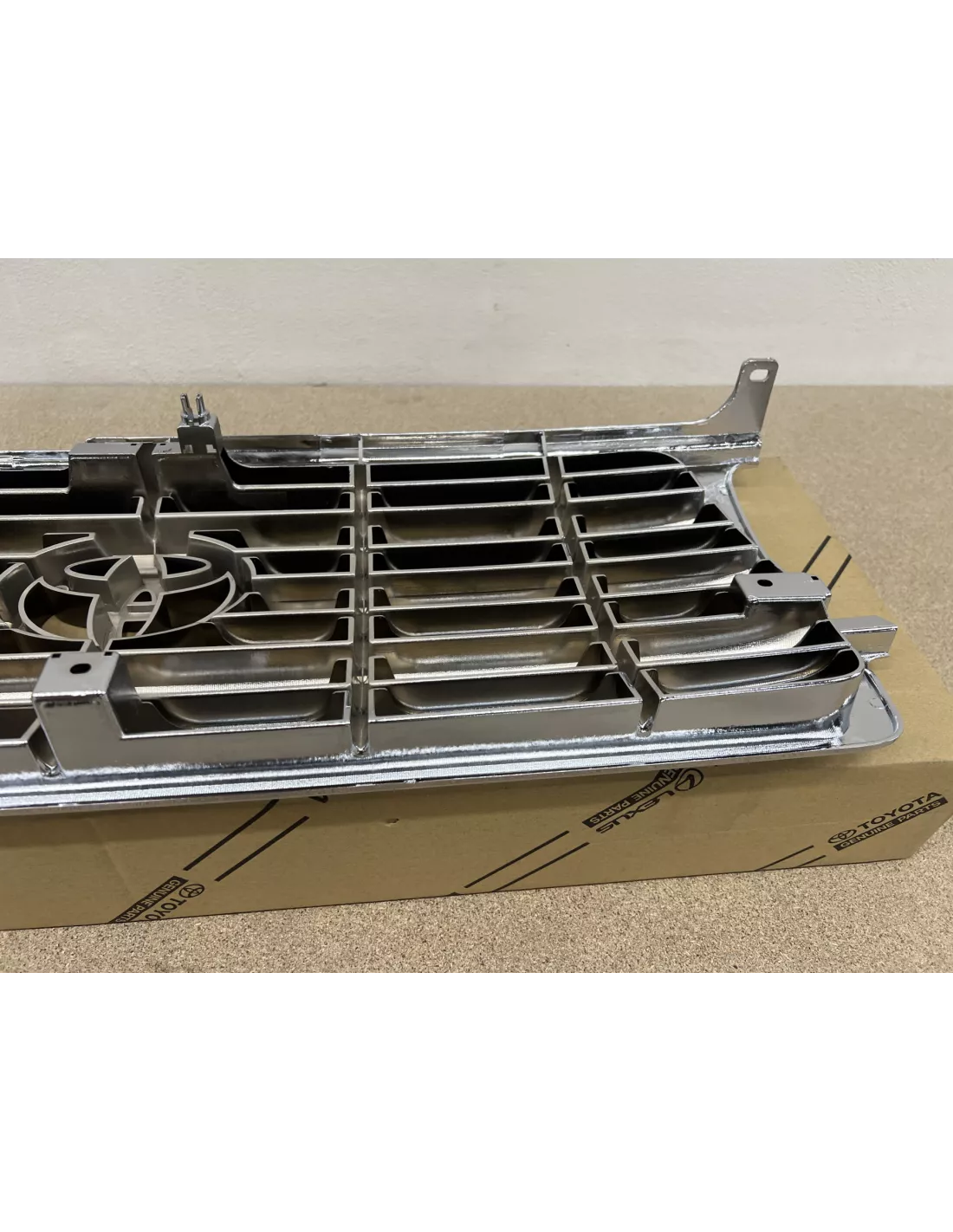 Calandre chrome Land Cruiser HDJ80 24S 1994-1996 TOYOTA - accessoire