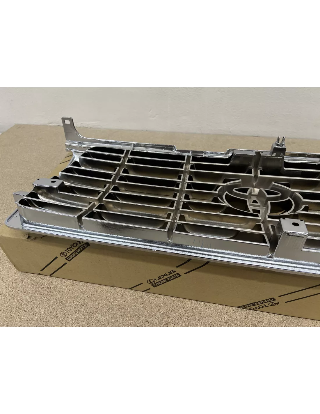 Calandre chrome Land Cruiser HDJ80 24S 1994-1996 TOYOTA - accessoire