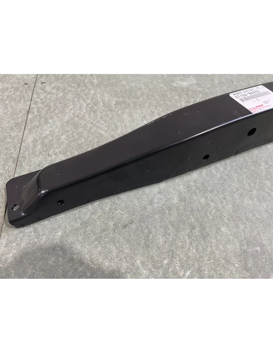 Untere Crosse von HDJ80 vor der Maske TOYOTA - 4x4 Zubehör