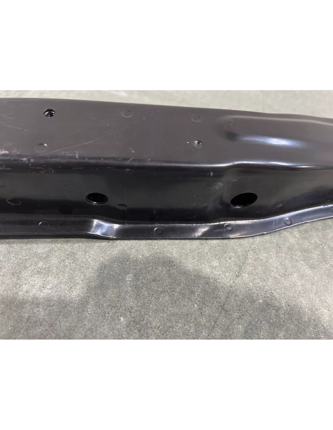 Untere Crosse von HDJ80 vor der Maske TOYOTA - 4x4 Zubehör