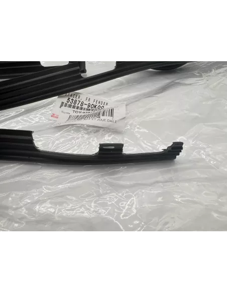 JOINT AVD ENTRE AILE ET JOUE DAILE BJ7 TOYOTA - accessoire 4x4