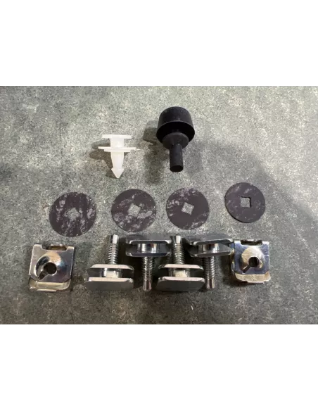 Elargisseur d'aile avant gauche HDJ80 24s TOYOTA - accessoire 4x4