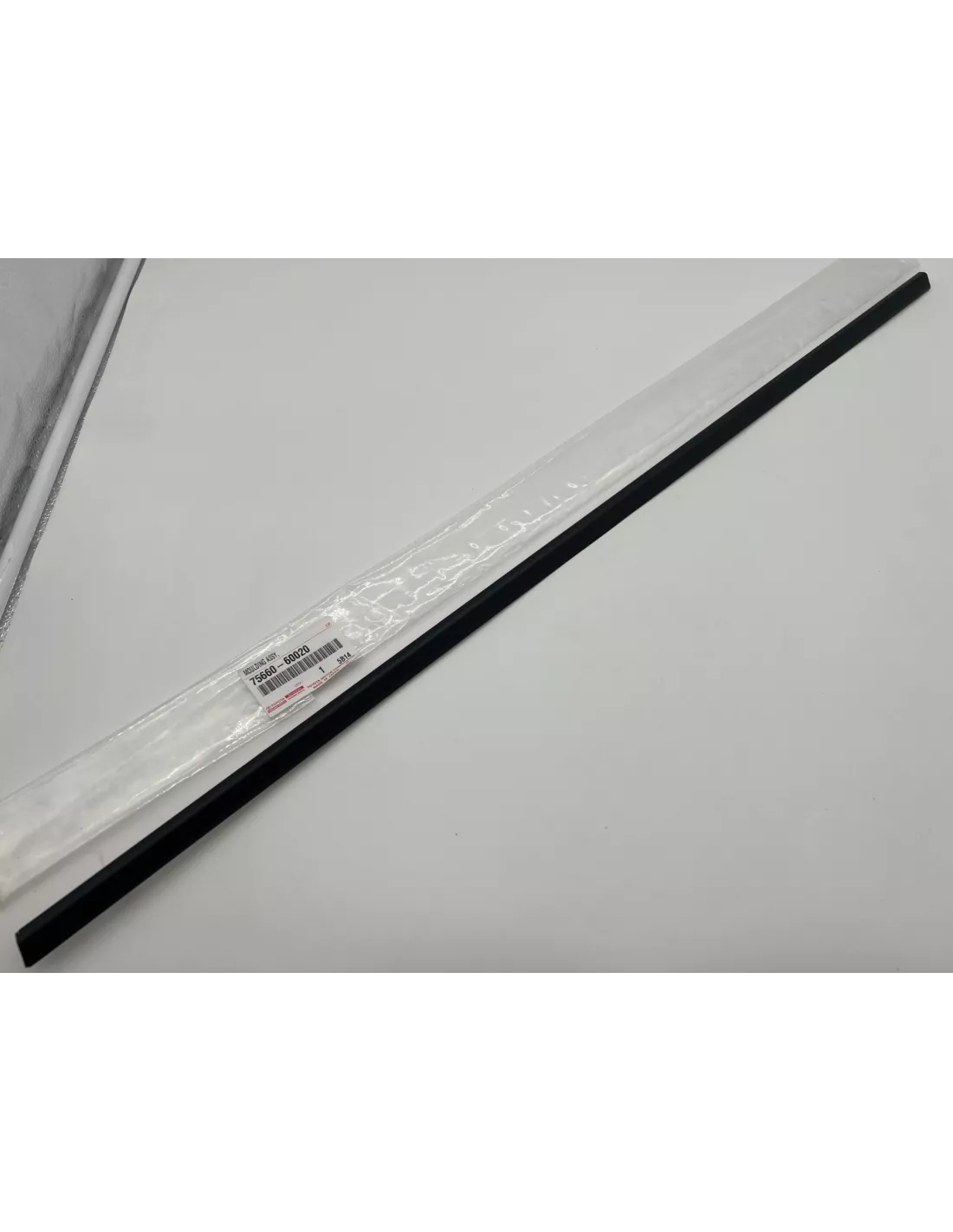 Lèche vitre extérieur noir custode droite HDJ80 TOYOTA - accessoire