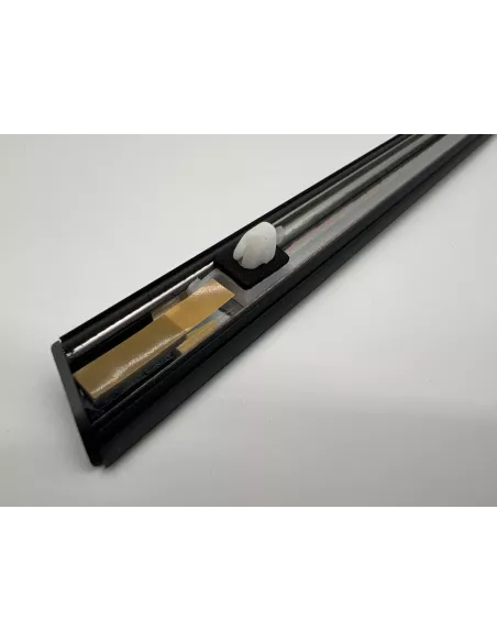 Lèche vitre extérieur noir custode gauche HDJ80 TOYOTA - accessoire