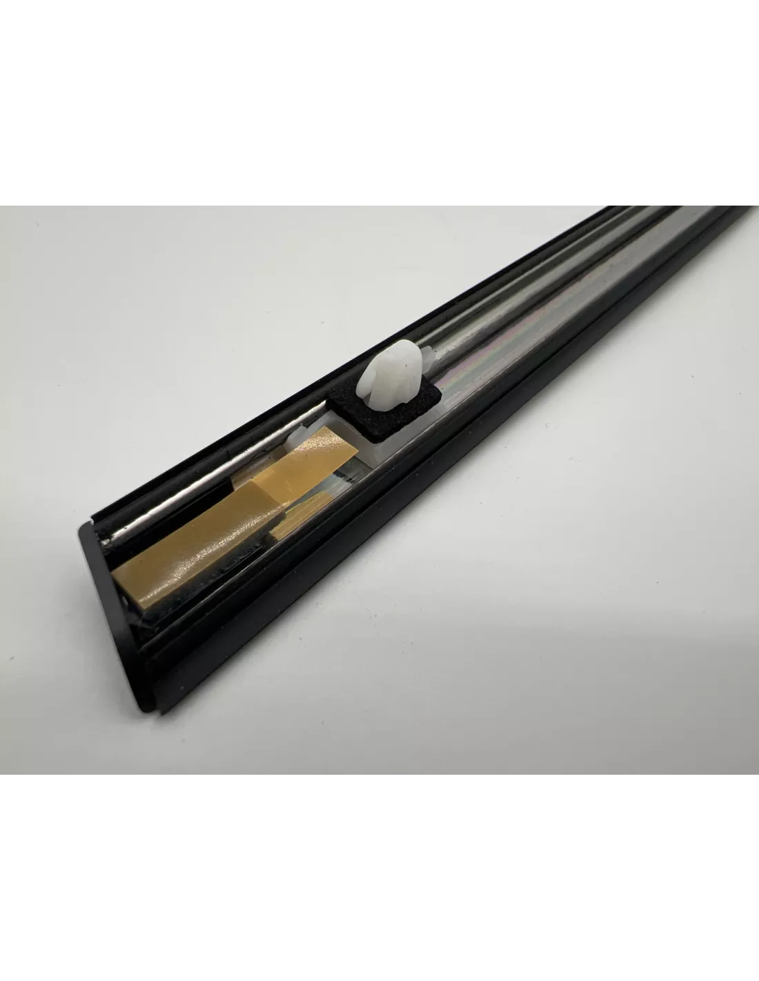 Lèche vitre extérieur noir custode gauche HDJ80 TOYOTA - accessoire
