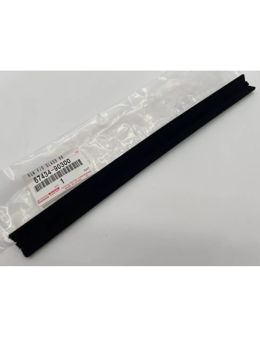 CAOUTCHOUC GUIDE VITRE BJ4 TOYOTA - accessoire 4x4