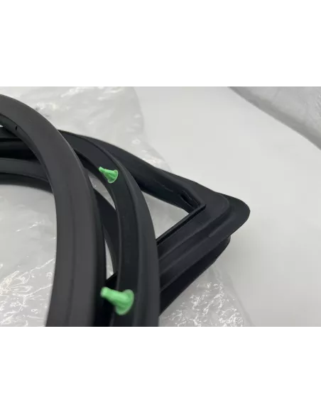 Joint caoutchouc étanchéité porte arrière droite HDJ80 TOYOTA -