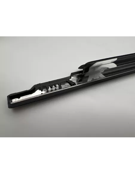 Lèche vitre extérieur noir porte arrière droite HDJ80 TOYOTA -