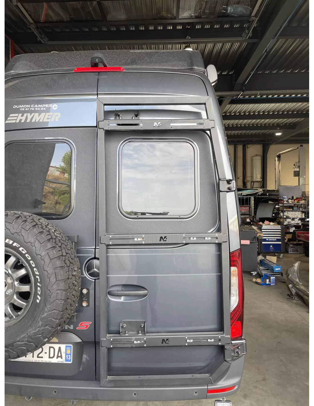 Porte tout en aluminium sur porte arrière droite pour Mercedes