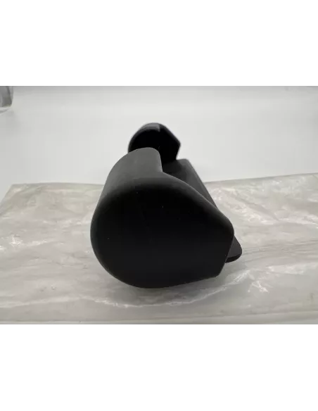 Cache plastique de charnière de porte arrière supérieure Série 7