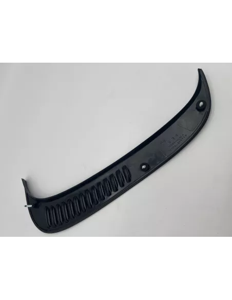 Grille aération larme de custode arrière droite HDJ80 TOYOTA -