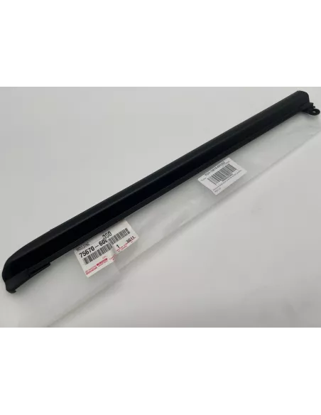 Moulure extérieure custode arrière gauche KDJ120 TOYOTA - accessoire
