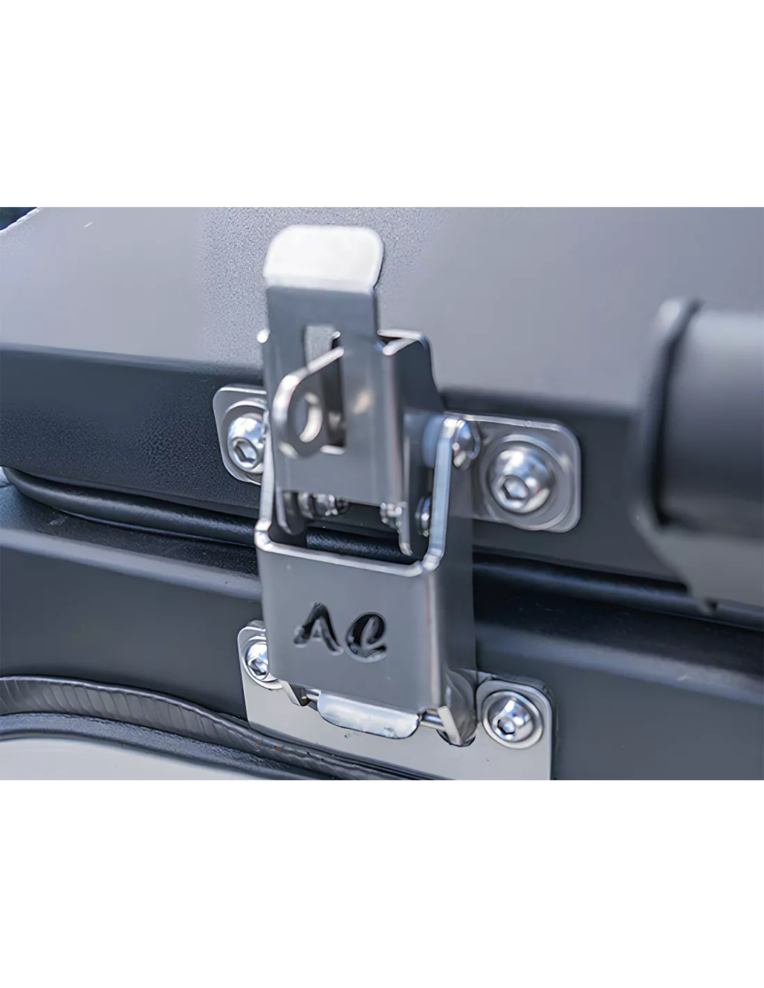 Toit relevable Alu-Cab Silenus pour INEOS Grenadier ALU CAB -