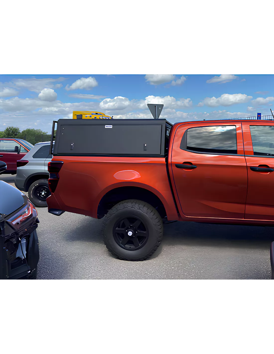 Hardtop Adventure noir/ lisse Isuzu D-Max 2021+ double cabine Alu-Cab