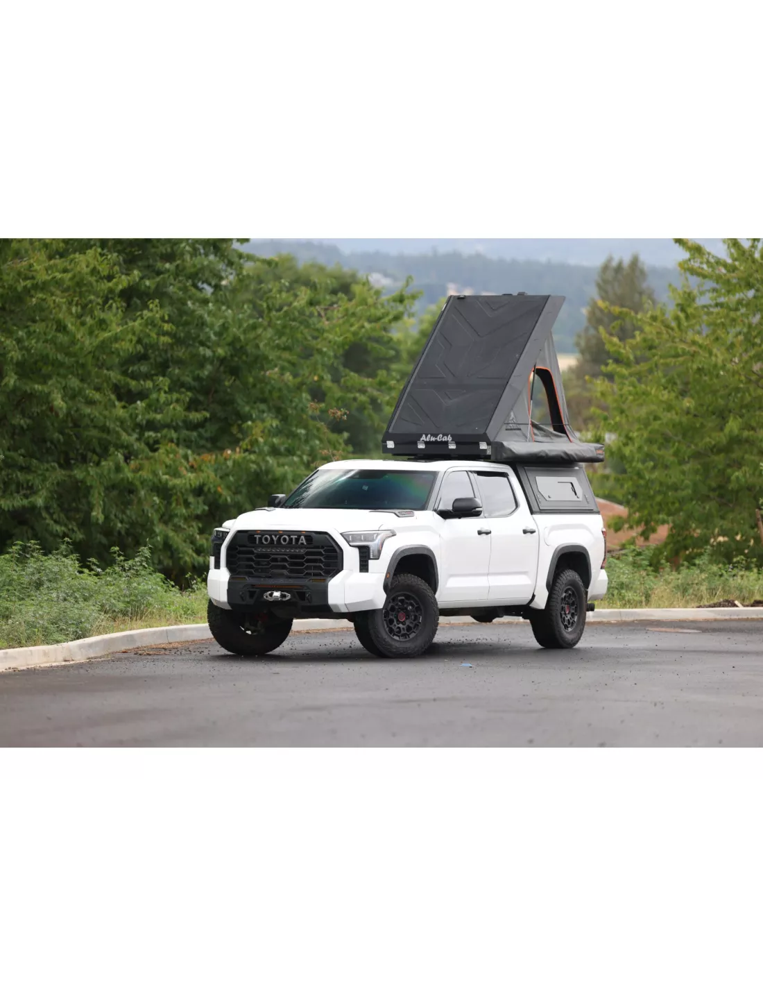 Hardtop Contour Full-size avec fenêtre Toyota Tundra benne 5.5 2022+